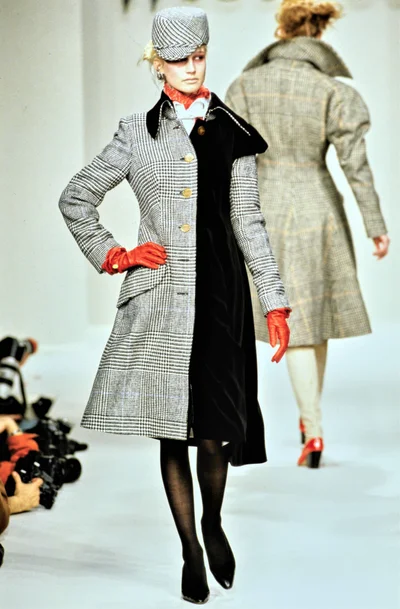 Look 32